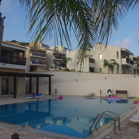 Melanos House Casa de Férias Pafos